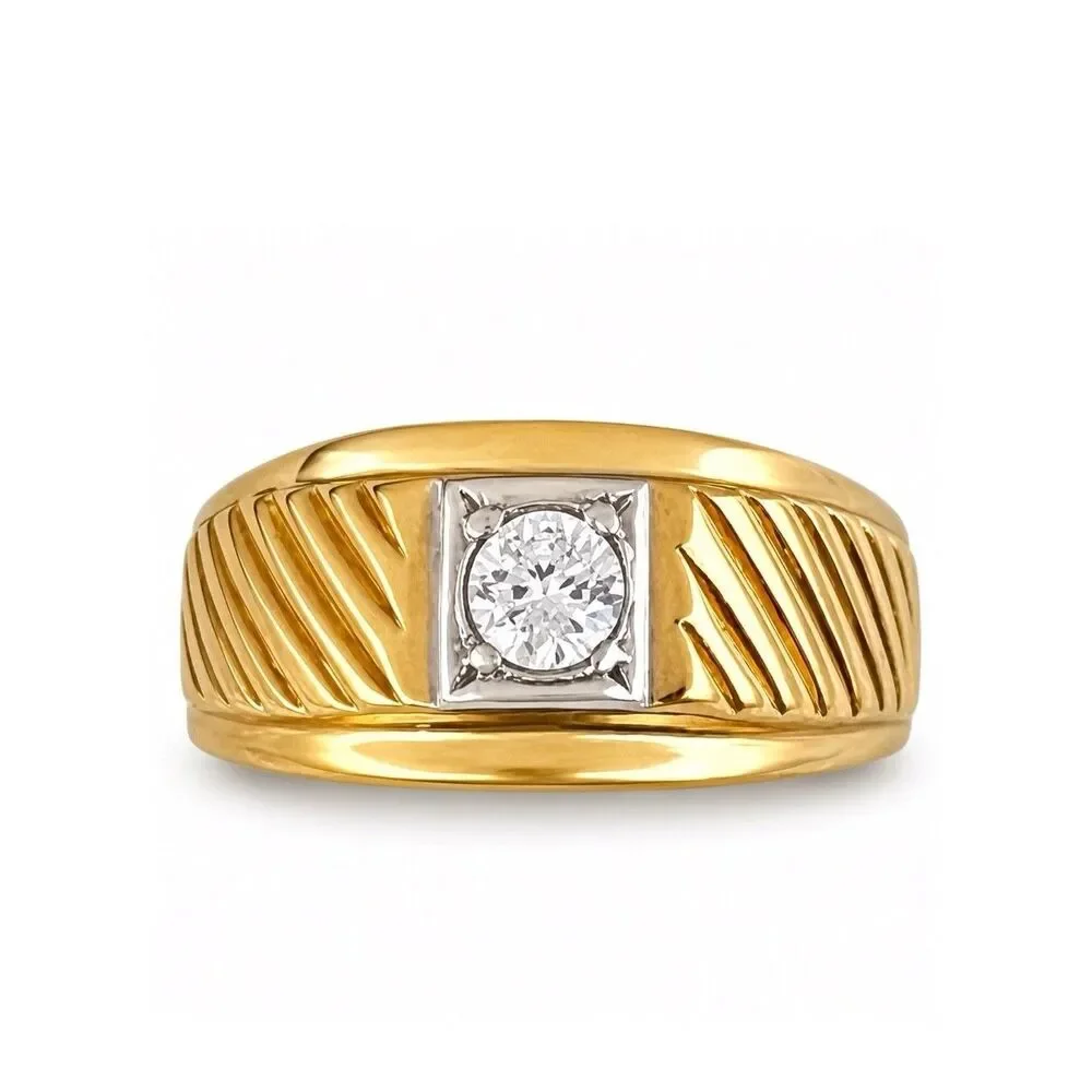Vintage 1970s Ring Size 11 Cubic Zirconia Solitaire Textured Gold Plated - 14O